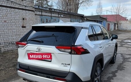 Toyota RAV4, 2025 год, 4 100 000 рублей, 3 фотография