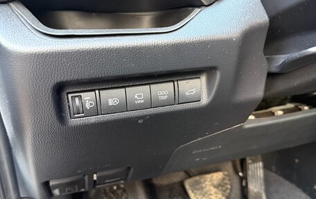 Toyota RAV4, 2025 год, 4 100 000 рублей, 9 фотография