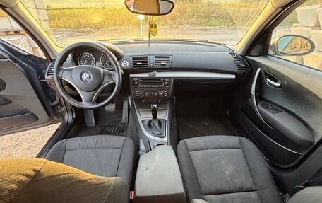 BMW 1 серия, 2006 год, 700 000 рублей, 8 фотография