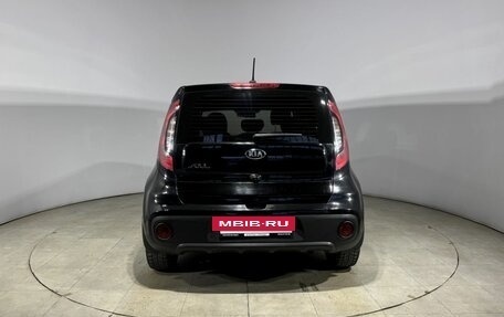 KIA Soul II рестайлинг, 2018 год, 1 500 000 рублей, 9 фотография