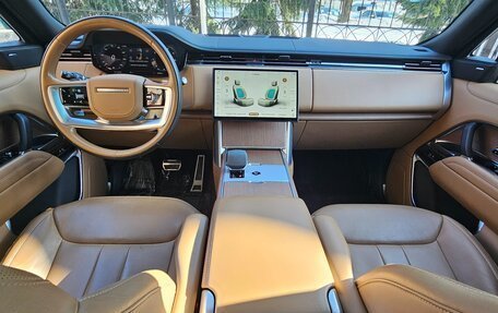 Land Rover Range Rover IV рестайлинг, 2024 год, 21 200 000 рублей, 2 фотография