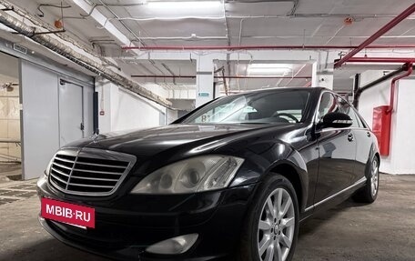 Mercedes-Benz S-Класс, 2005 год, 1 000 000 рублей, 2 фотография