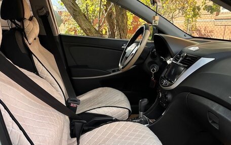 Hyundai Solaris II рестайлинг, 2013 год, 800 000 рублей, 11 фотография