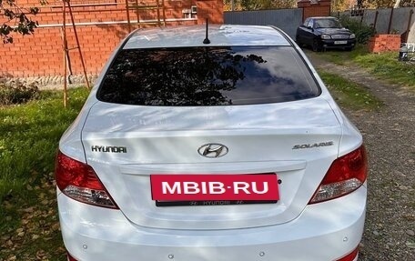 Hyundai Solaris II рестайлинг, 2013 год, 800 000 рублей, 7 фотография