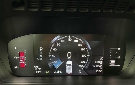 Volvo XC90 II рестайлинг, 2017 год, 2 890 000 рублей, 16 фотография