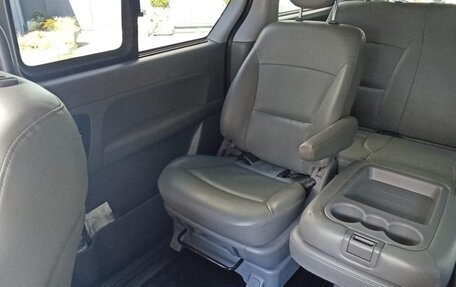 Hyundai Grand Starex Grand Starex I рестайлинг 2, 2015 год, 3 000 000 рублей, 8 фотография