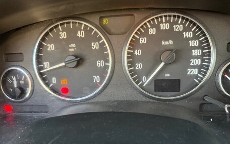 Opel Zafira A рестайлинг, 2004 год, 495 000 рублей, 23 фотография