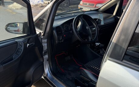 Opel Zafira A рестайлинг, 2004 год, 495 000 рублей, 25 фотография