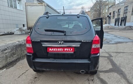 Hyundai Tucson III, 2008 год, 799 999 рублей, 2 фотография