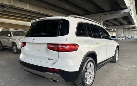 Mercedes-Benz GLB, 2022 год, 2 880 000 рублей, 4 фотография