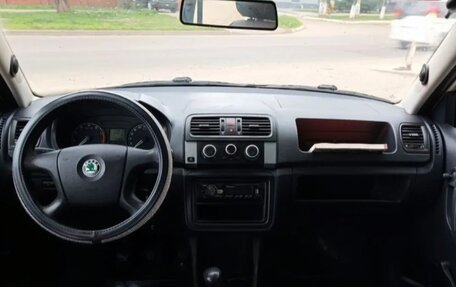 Skoda Fabia II, 2009 год, 368 000 рублей, 3 фотография