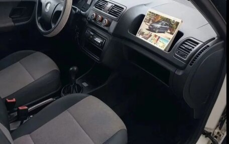 Skoda Fabia II, 2009 год, 368 000 рублей, 8 фотография