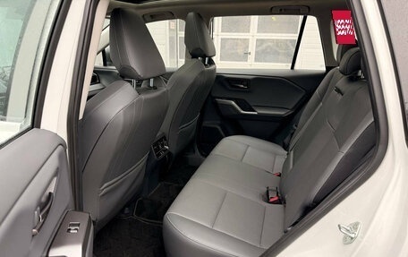 Toyota RAV4, 2026 год, 4 750 000 рублей, 21 фотография