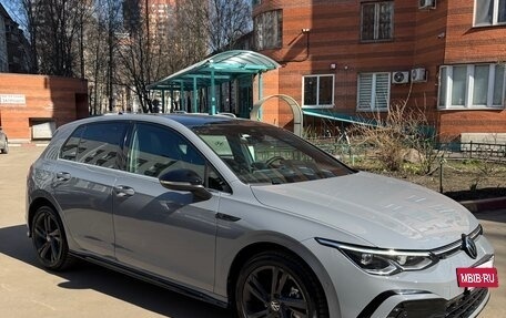 Volkswagen Golf VIII, 2021 год, 2 680 000 рублей, 4 фотография