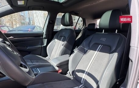 Volkswagen Golf VIII, 2021 год, 2 680 000 рублей, 14 фотография