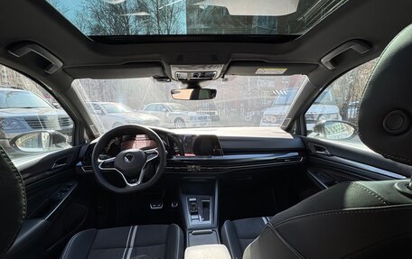 Volkswagen Golf VIII, 2021 год, 2 680 000 рублей, 15 фотография