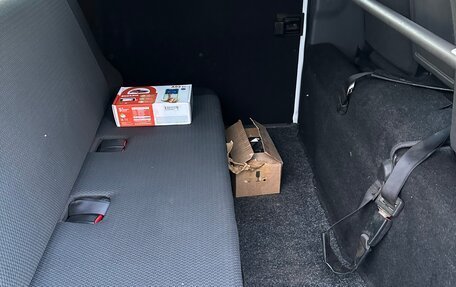 Nissan NV350 Caravan I, 2017 год, 2 590 000 рублей, 10 фотография