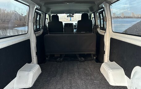 Nissan NV350 Caravan I, 2017 год, 2 590 000 рублей, 5 фотография