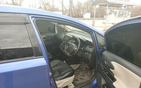 Toyota Wish II, 2012 год, 1 700 000 рублей, 15 фотография