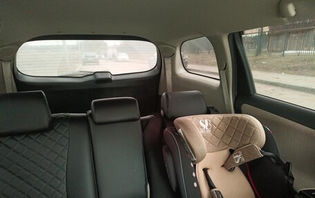 Toyota Wish II, 2012 год, 1 700 000 рублей, 24 фотография