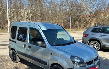 Renault Kangoo II рестайлинг, 2004 год, 330 000 рублей, 2 фотография