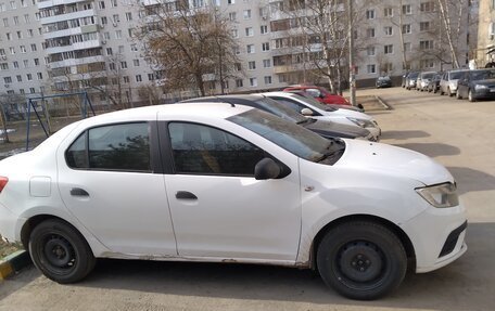 Renault Logan II, 2019 год, 420 000 рублей, 2 фотография