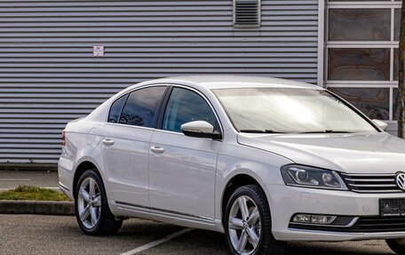Volkswagen Passat B7, 2013 год, 1 095 000 рублей, 7 фотография