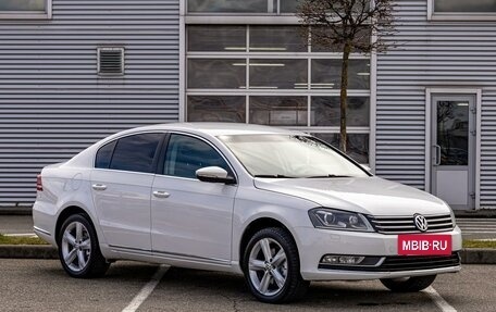 Volkswagen Passat B7, 2013 год, 1 095 000 рублей, 3 фотография