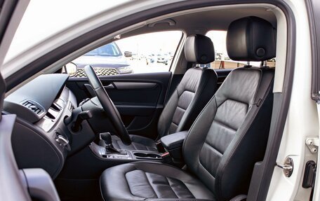 Volkswagen Passat B7, 2013 год, 1 095 000 рублей, 11 фотография