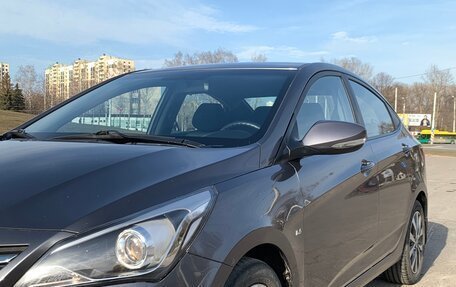 Hyundai Solaris II рестайлинг, 2015 год, 1 085 000 рублей, 12 фотография