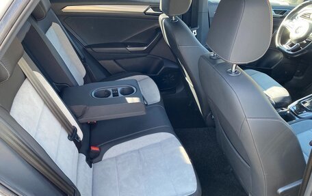 Volkswagen T-Roc I, 2020 год, 2 960 000 рублей, 11 фотография