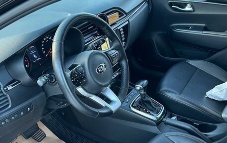 KIA Rio IV, 2018 год, 1 650 000 рублей, 4 фотография