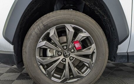 Toyota RAV4, 2025 год, 4 750 000 рублей, 7 фотография