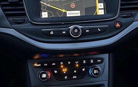 Opel Astra K, 2021 год, 1 450 000 рублей, 27 фотография