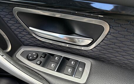 BMW 3 серия, 2018 год, 1 470 000 рублей, 16 фотография