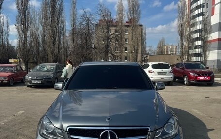 Mercedes-Benz C-Класс, 2012 год, 1 190 000 рублей, 2 фотография