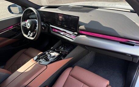 BMW 5 серия, 2025 год, 9 700 000 рублей, 10 фотография