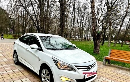 Hyundai Solaris II рестайлинг, 2016 год, 1 170 000 рублей, 2 фотография