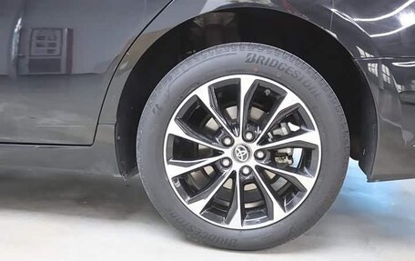 Toyota Avalon, 2022 год, 2 550 000 рублей, 24 фотография