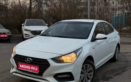 Hyundai Solaris II рестайлинг, 2019 год, 680 000 рублей, 1 фотография