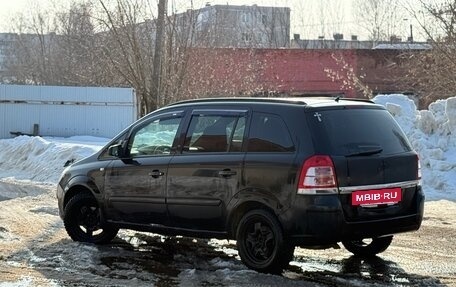 Opel Zafira B, 2008 год, 332 000 рублей, 3 фотография