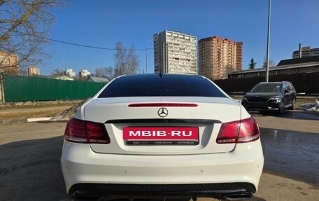 Mercedes-Benz E-Класс, 2014 год, 2 090 000 рублей, 5 фотография