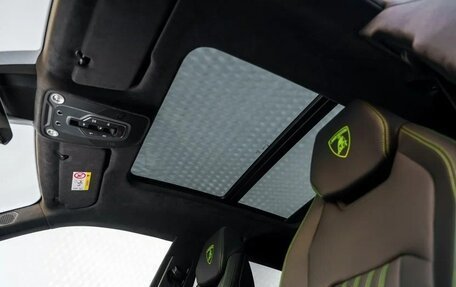 Lamborghini Urus I, 2025 год, 33 395 000 рублей, 24 фотография