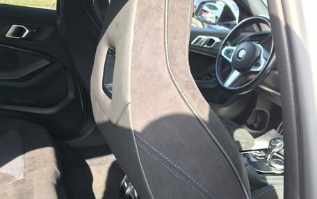 BMW 1 серия, 2021 год, 2 430 000 рублей, 7 фотография