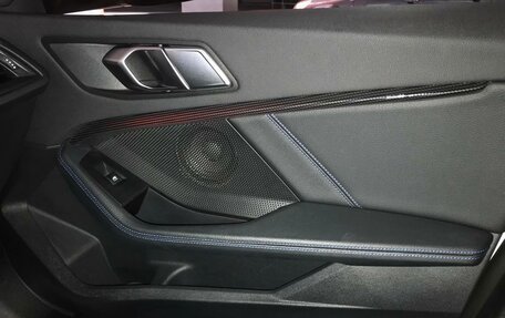 BMW 1 серия, 2021 год, 2 430 000 рублей, 25 фотография