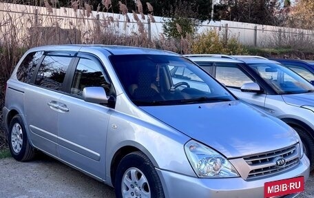 KIA Carnival III, 2006 год, 850 000 рублей, 2 фотография