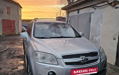 Chevrolet Captiva I, 2008 год, 700 000 рублей, 3 фотография