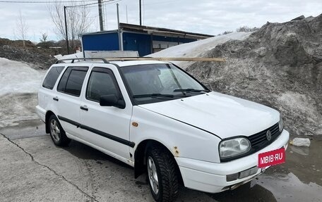 Volkswagen Golf III, 1996 год, 290 000 рублей, 2 фотография