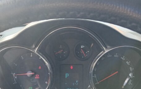 Chevrolet Cruze II, 2011 год, 750 000 рублей, 6 фотография