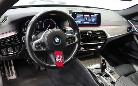 BMW 5 серия, 2018 год, 3 590 000 рублей, 8 фотография